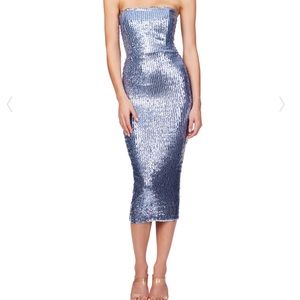 NWT Stunning blue purple sequins lilac bodycon MIRA midi dress by NOOKIE Medium